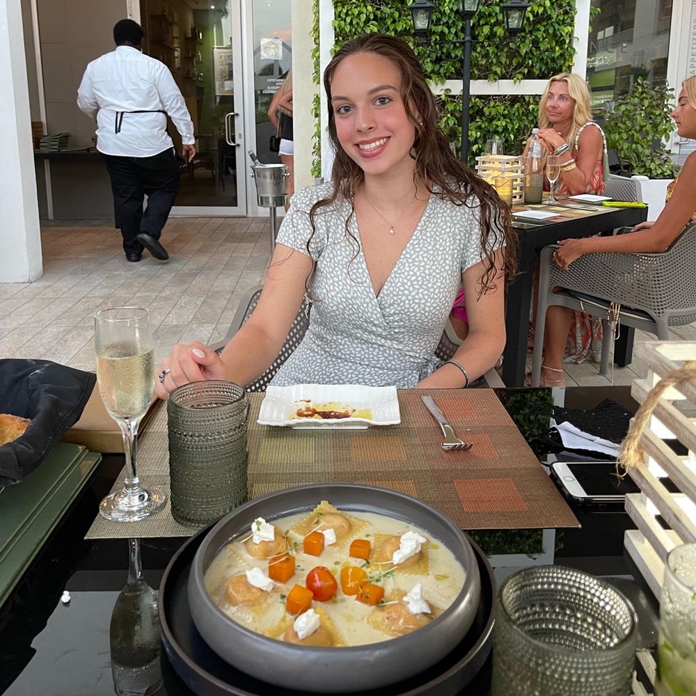 Meet your Posher, Meredith